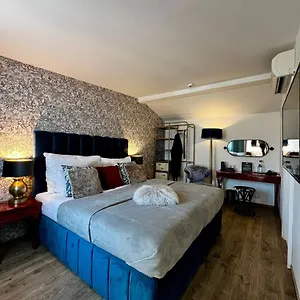Antik 4* Praga